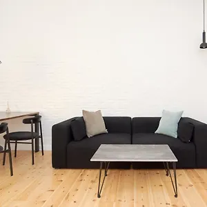 charismatic-and-cozy-apartment-in-the-heart-of-copenhagen.copenhagenhotelselect.com/